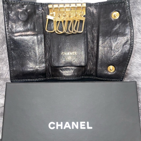 RARE CHANEL 6 key holder - Picture 15 of 15